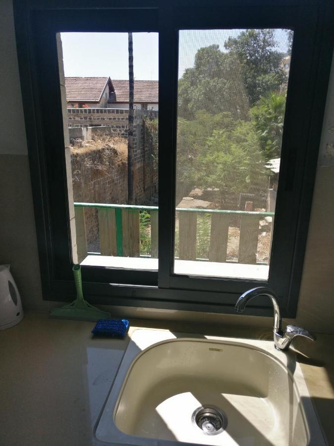 פינה שקטה דקה הליכה לכנרת והטיילת Apartamento Tiberíades Exterior foto