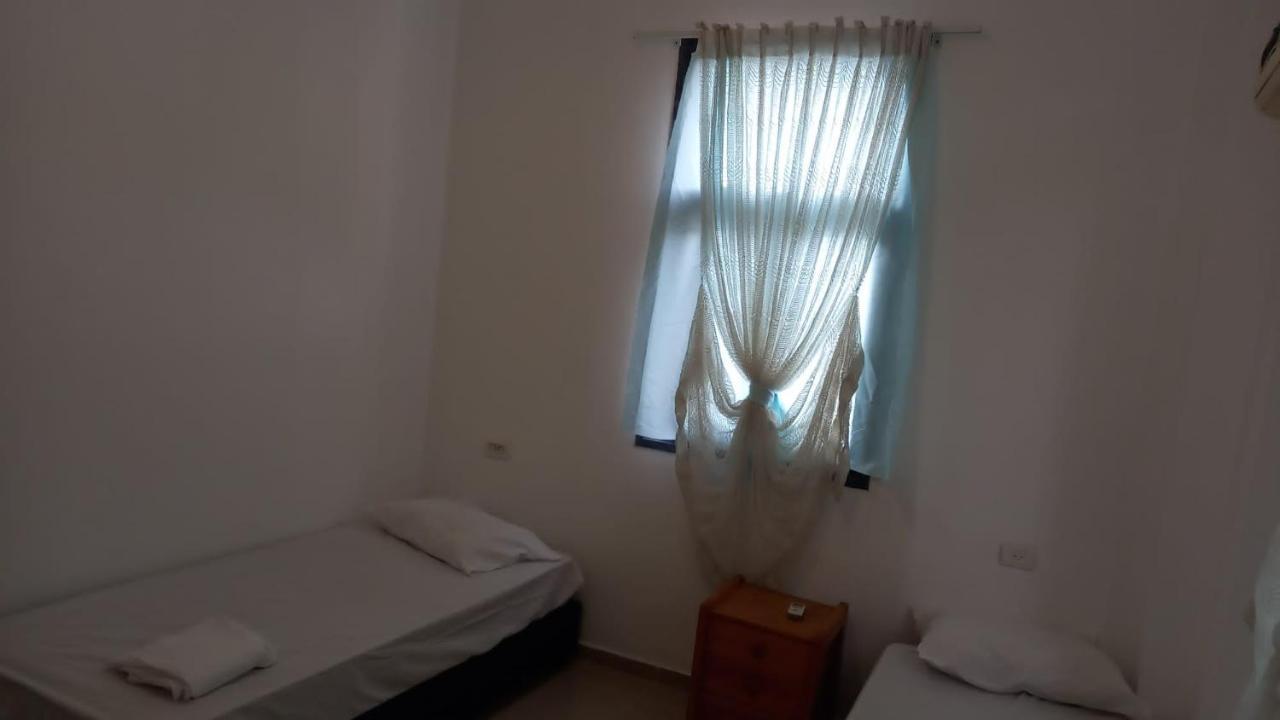 פינה שקטה דקה הליכה לכנרת והטיילת Apartamento Tiberíades Exterior foto